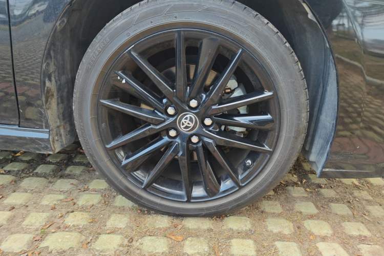 Used Toyota Camry 2023 2.5S Knight Edition Right Front Wheel Hub