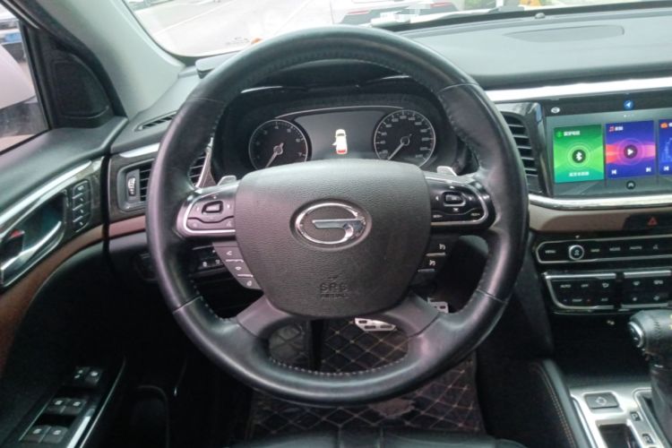 Used GAC Trumpchi GS8 2017 320T Two-Wheel Drive Luxury Smart Connectivity Version (7 Seats)
