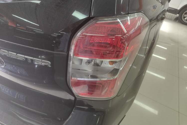 Used Subaru Forester 2014 2.0i Automatic Comfort Edition
