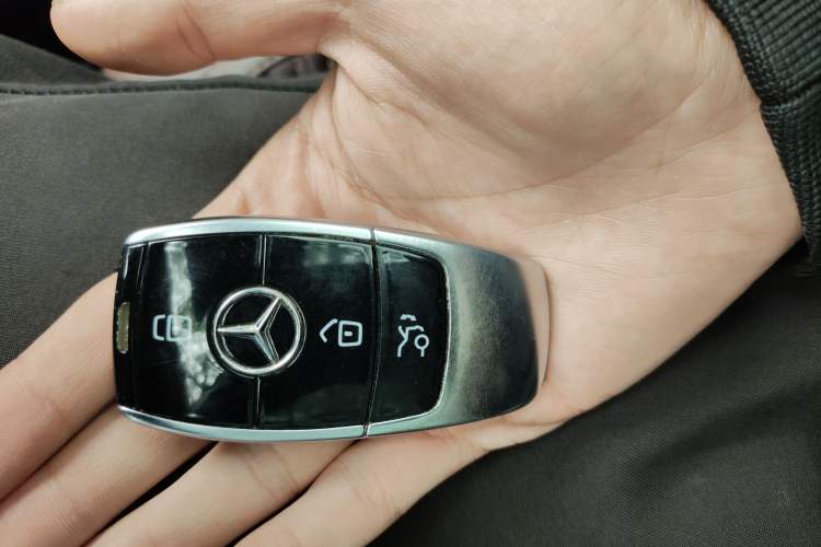Used Mercedes-Benz Maybach S-Class 2020 S 450 4MATIC Vehicle Key
