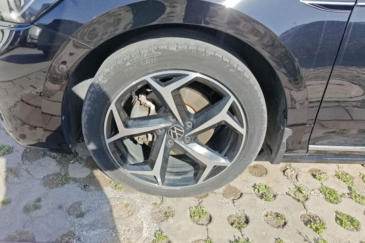 Used Volkswagen Passat 2023 Restyled 330TSI Starry Luxury Edition Left Front Wheel Hub