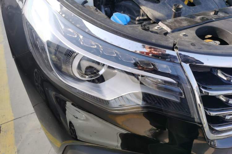 Used Kia Sportage R 2018 2.0L Automatic Smart Luxury Version China V Standard Right Front Headlight