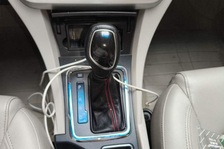 Used Geely Auto Emgrand 2016 Sedan 1.5L CVT Luxury Model