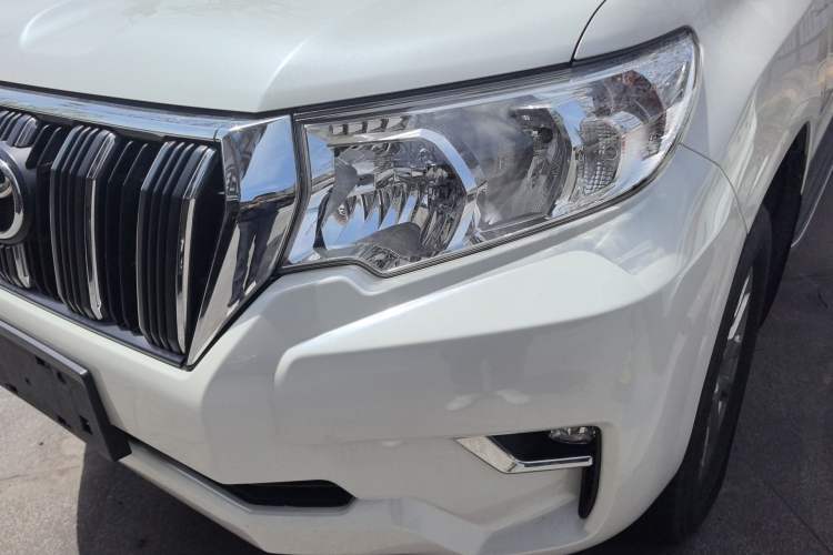 Used Toyota Prado 2018 3.5L Automatic TX
