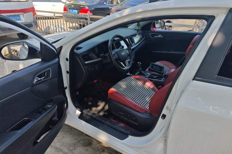 Used Hyundai Mistra 2017 1.8L Automatic Deluxe DLX Model China V Emission Standard
