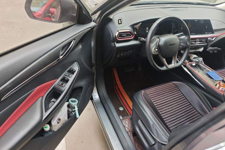 Used CHANGAN OSHAN X5 2021 1.5T DCT Prestige Edition Driver Seat