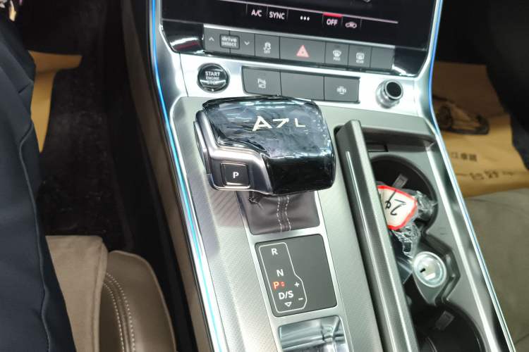 Used Audi A7L 2024 45TFSI S-line Dream-Building Edition Flow Crystal Package