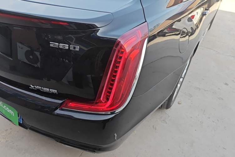 Used Cadillac XTS 2018 28T Tech Edition Right Rear Taillight