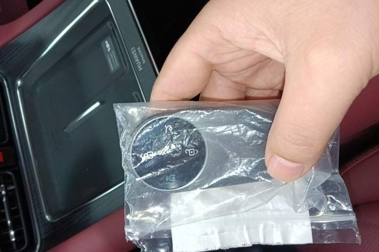 Used Hima AITO M8 2025 Extended-Range Max+ Version 53.4 kWh 6-Seater Edition
