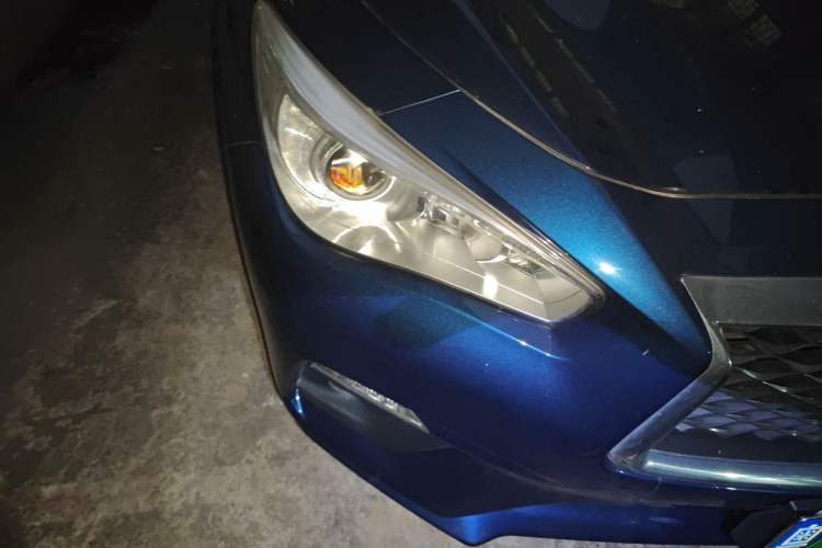 Used Infiniti Q50L 2018 2.0T Comfort Edition China V Standard Right Front Headlight