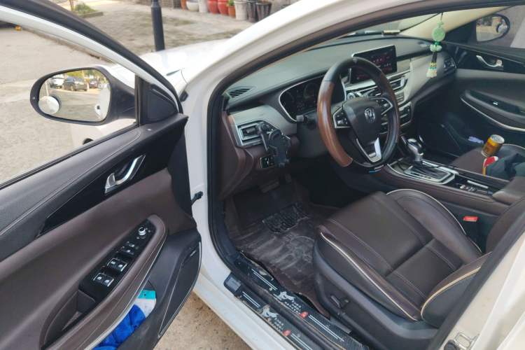 Used CHANGAN Raeton CC 2018 1.5T Automatic Zhiya Model China V Standard