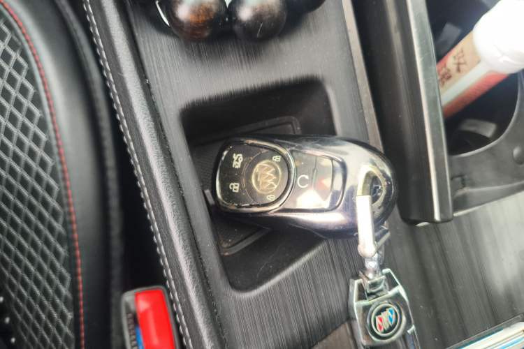 Used Buick LaCrosse 2020 652T Luxury Version Vehicle Key