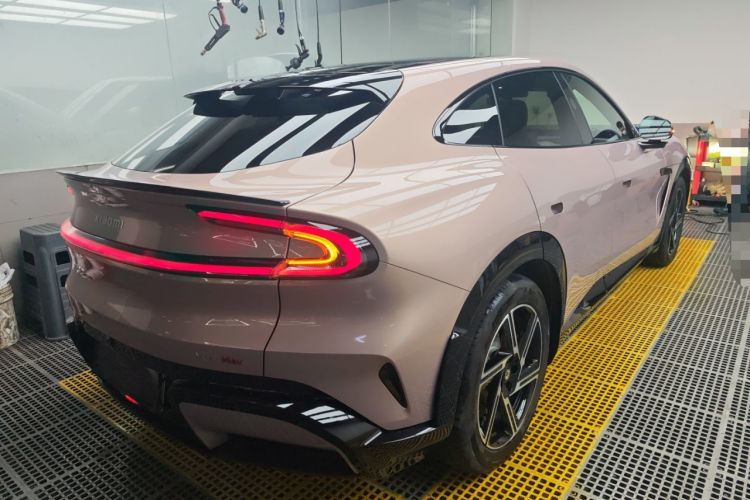 Used Xiaomi Auto YU7 2025 Ultra-Long Range High-Performance All-Wheel-Drive Max Edition Rear Right 45 Deg