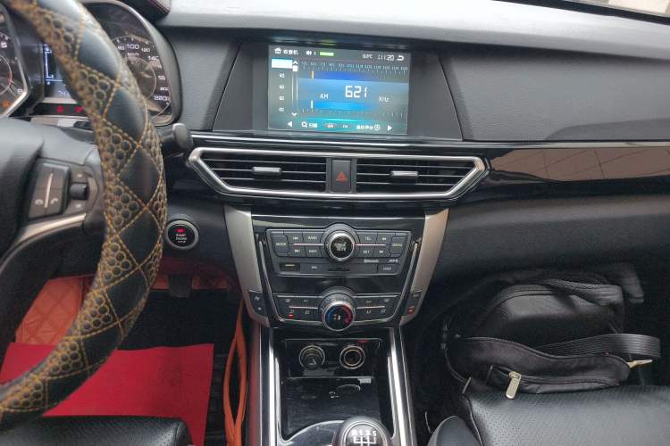 Used Zotye Domy X5 2017 Platinum Edition 1.5T Manual Luxury Model
