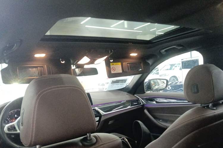 Used BMW 5 Series 2020 525Li M Sport Package