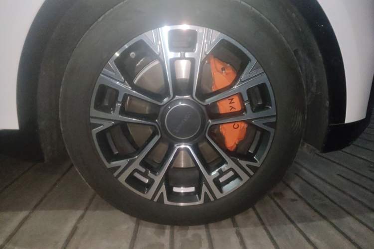 Used Lynk & Co 900 2025 2.0T Ultra