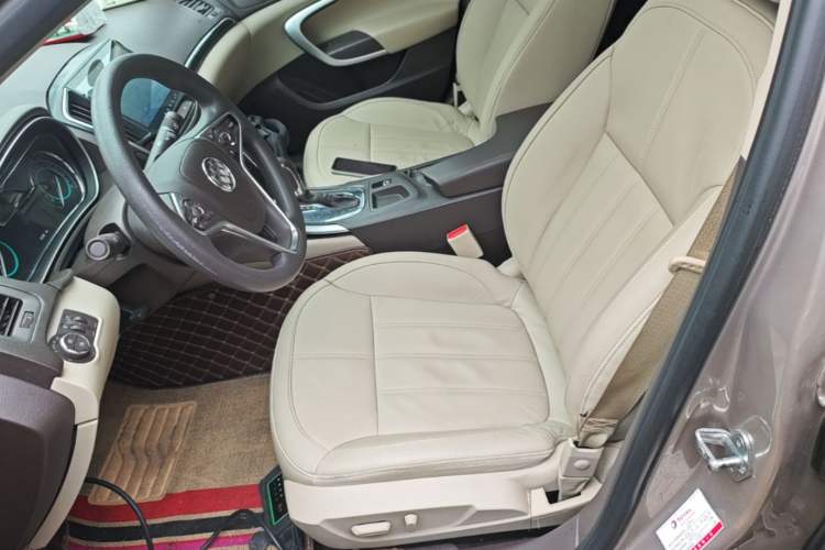 Used Buick Regal 2015 2.0L Elite Fashion Edition Left Front Seat