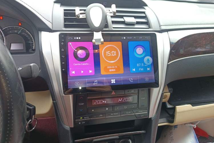 Used Toyota Camry 2015 2.0E Elite Edition
