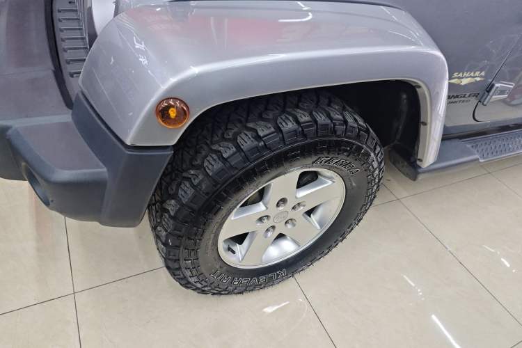 Used Jeep Wrangler 2014 2.8TD Sahara Four-Door Edition