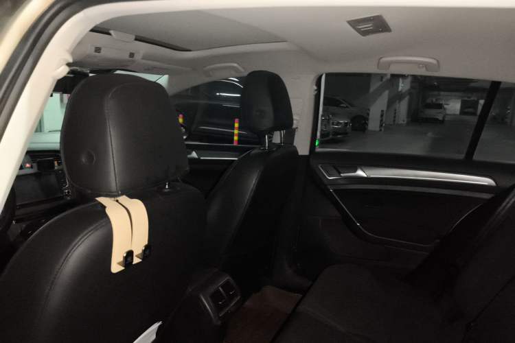 Used Volkswagen Golf 2015 1.4TSI Automatic Comfort Model
