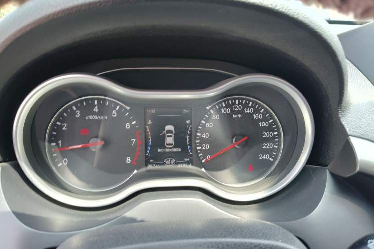 Used Bestune X80 2017 2.0L manual base version
