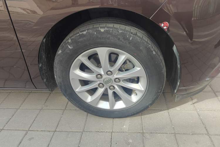 Used Buick GL8 2017 ES 28T Comfort Model China V Standard