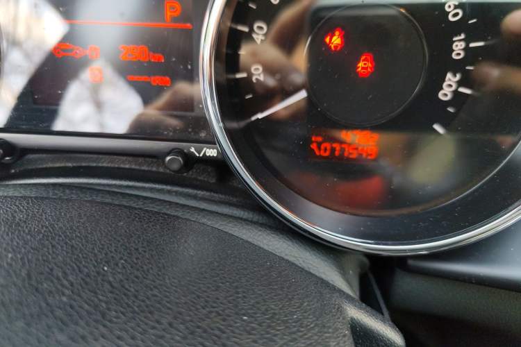 Used Peugeot 3008 2013 2.0L Automatic Trend Edition
