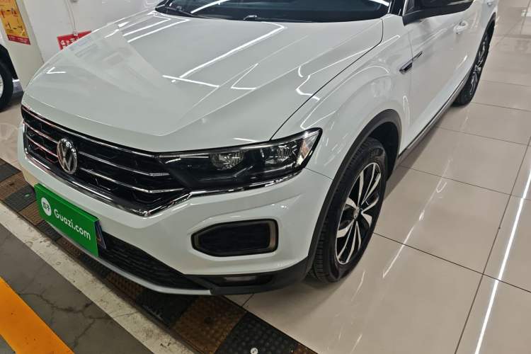Used Volkswagen T-ROC 2018 280TSI DSG Two-Wheel-Drive Comfort Version China V Standard
