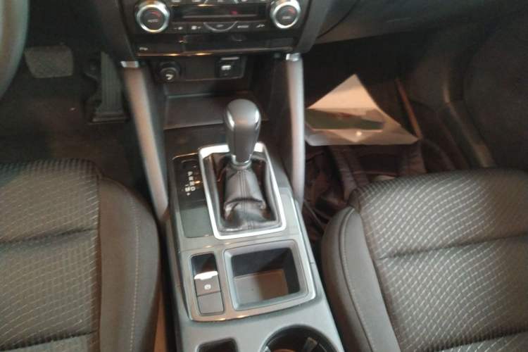 Used Mazda CX-5 2015 2.0L Automatic Two-Wheel Drive Urban Version