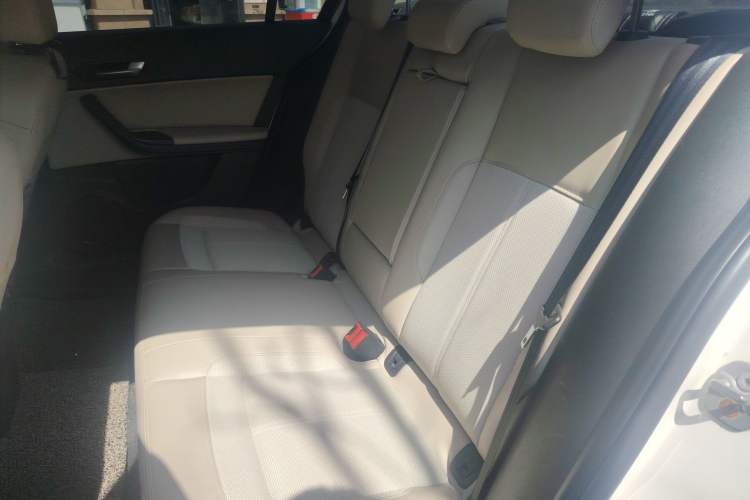 Used Qoros 3 2014 Sedan 1.6L Automatic Zhiyue Model Left Rear Seat