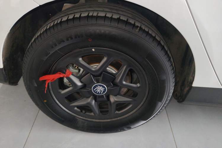 Used BYD Qin PLUS 2025 DM-i Smart Drive 55KM Leading Model
