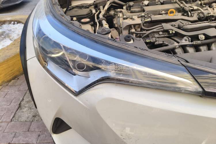 Used Toyota IZOA 2018 2.0L Yichi Version China VI Standard
