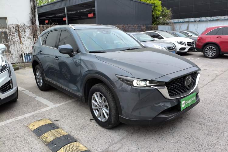 Used Mazda CX-5 2024 2.0L Automatic Two-Wheel Drive Zhiya Pro Front Right 45 Deg