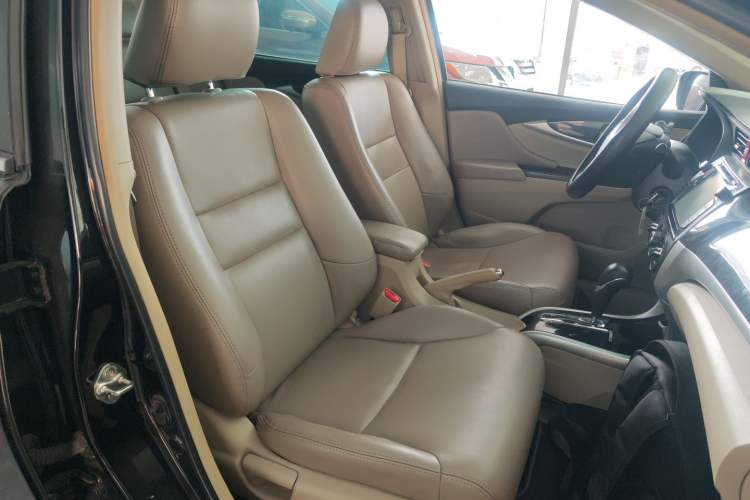 Used Honda Crider 2015 1.8L automatic comfort version