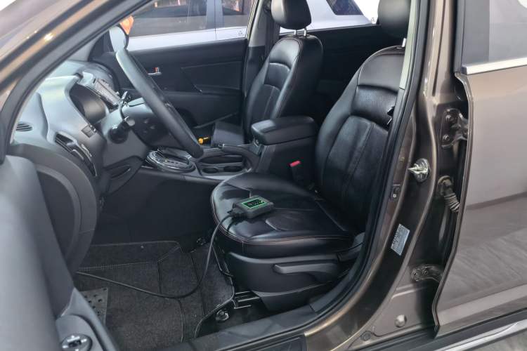 Used Kia Sportage R 2015 2.0L Automatic Two-Wheel Drive GL
