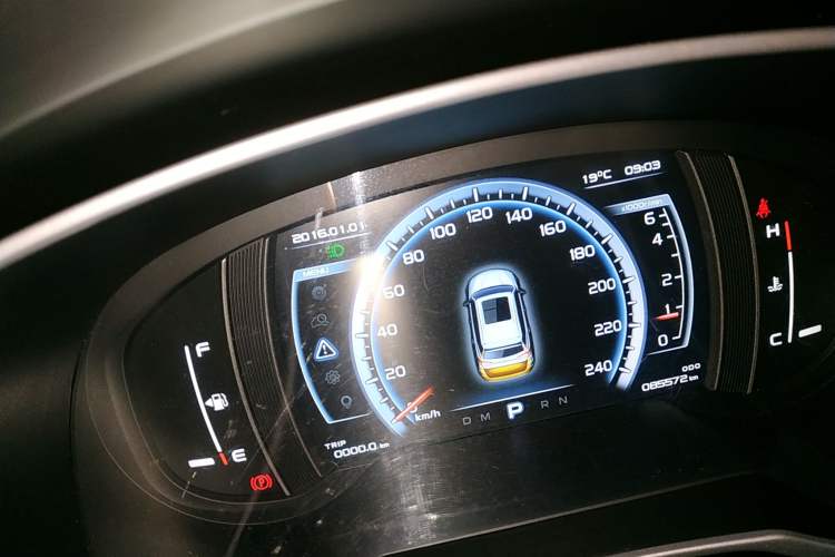 Used Geely Auto Emgrand X7 Sport 2016 1.8TD Automatic Smart Connectivity Version Instrument Cluster