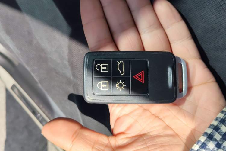 Used Volvo S60 2018 S60L T3 Smart Progress Edition
