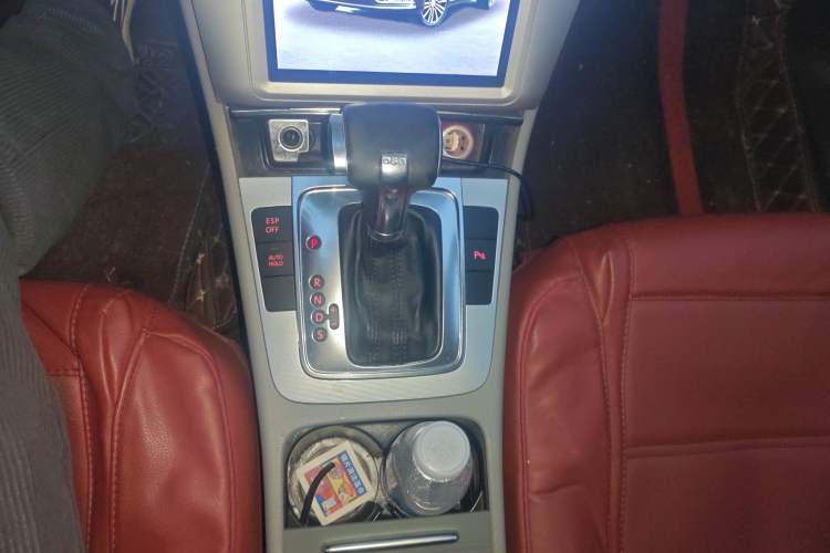 Used Volkswagen Magotan 2011 1.8TSI DSG Comfort Model
