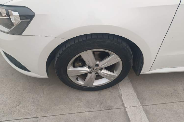 Used Volkswagen Lavida 2017 1.6L Automatic Fashion Edition
