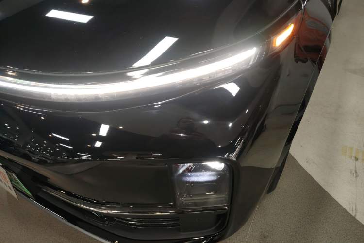 Used Li Auto L8 2023 Max model