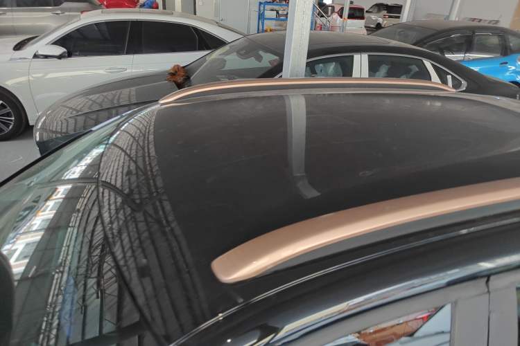 Used Dongfeng NAMMI BOX 2022 Revised Light Wind Edition 201 km Standard Version
