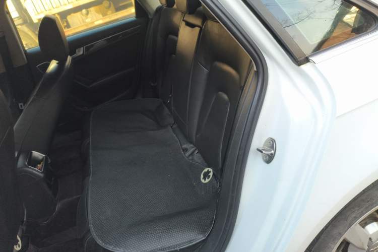 Used Audi A4L 2013 35 TFSI Automatic Comfort Model Left Rear Seat