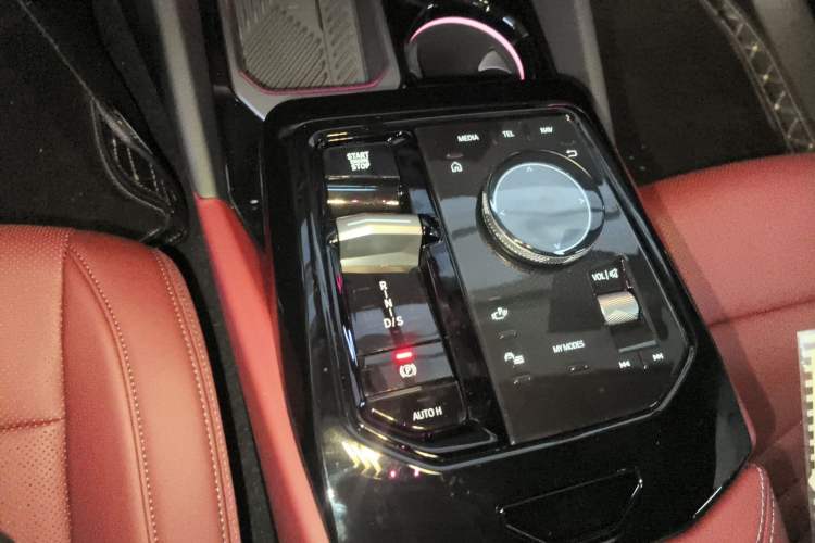 Used BMW 5 Series 2026 Facelift Model 530Li Leading Edition M Sport Package
