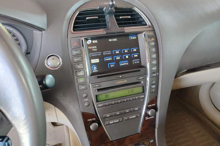Used Lexus ES 2010 240 Luxury Edition Audio And AC Panel