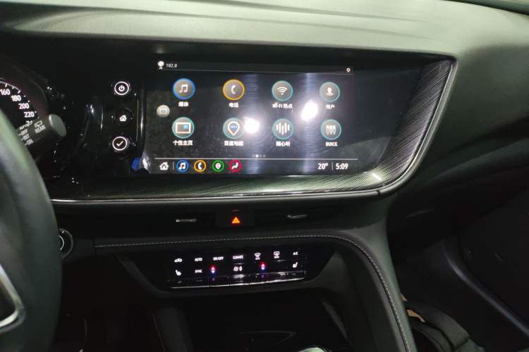 Used Buick Envision 2022 Encore Plus 652T Five-Seat Luxury Model Audio And AC Panel