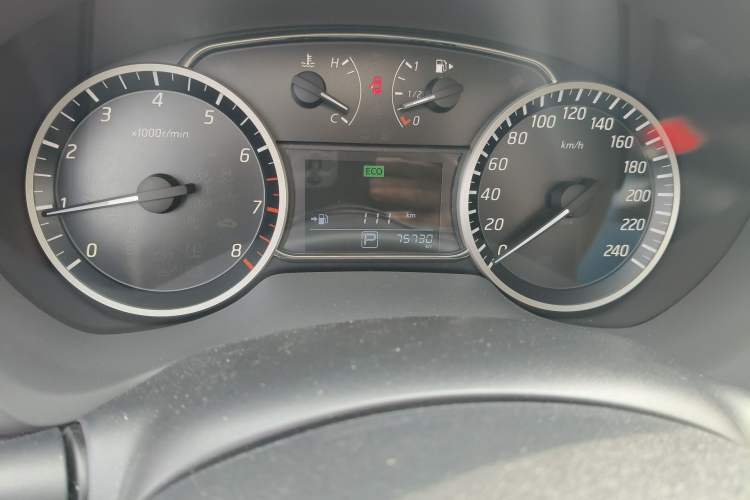 Used Nissan Sylphy 2016 1.6 XL CVT Deluxe Edition Odometer Close Up