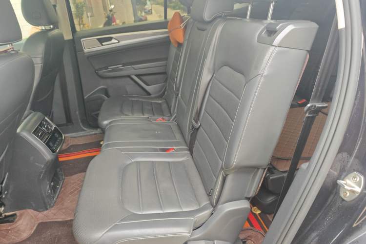 Used Volkswagen Teramont 2019 330TSI Two-Wheel-Drive Luxury Edition China V Standard
