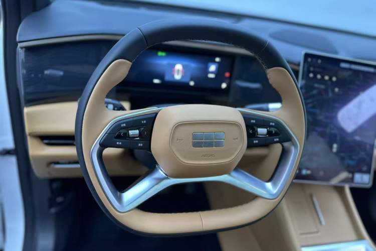 Used Geely Galaxy L7 2025 EM-i 115km Exploration Edition
