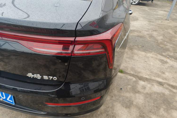 Used Bestune B70 2022 Third Generation 1.5T Automatic Enjoyment Version
