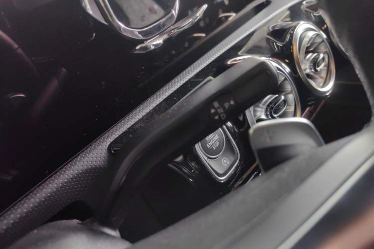 Used Mercedes-Benz A-Class 2022 Second Facelift A 200 L Sport Sedan Fashion Version